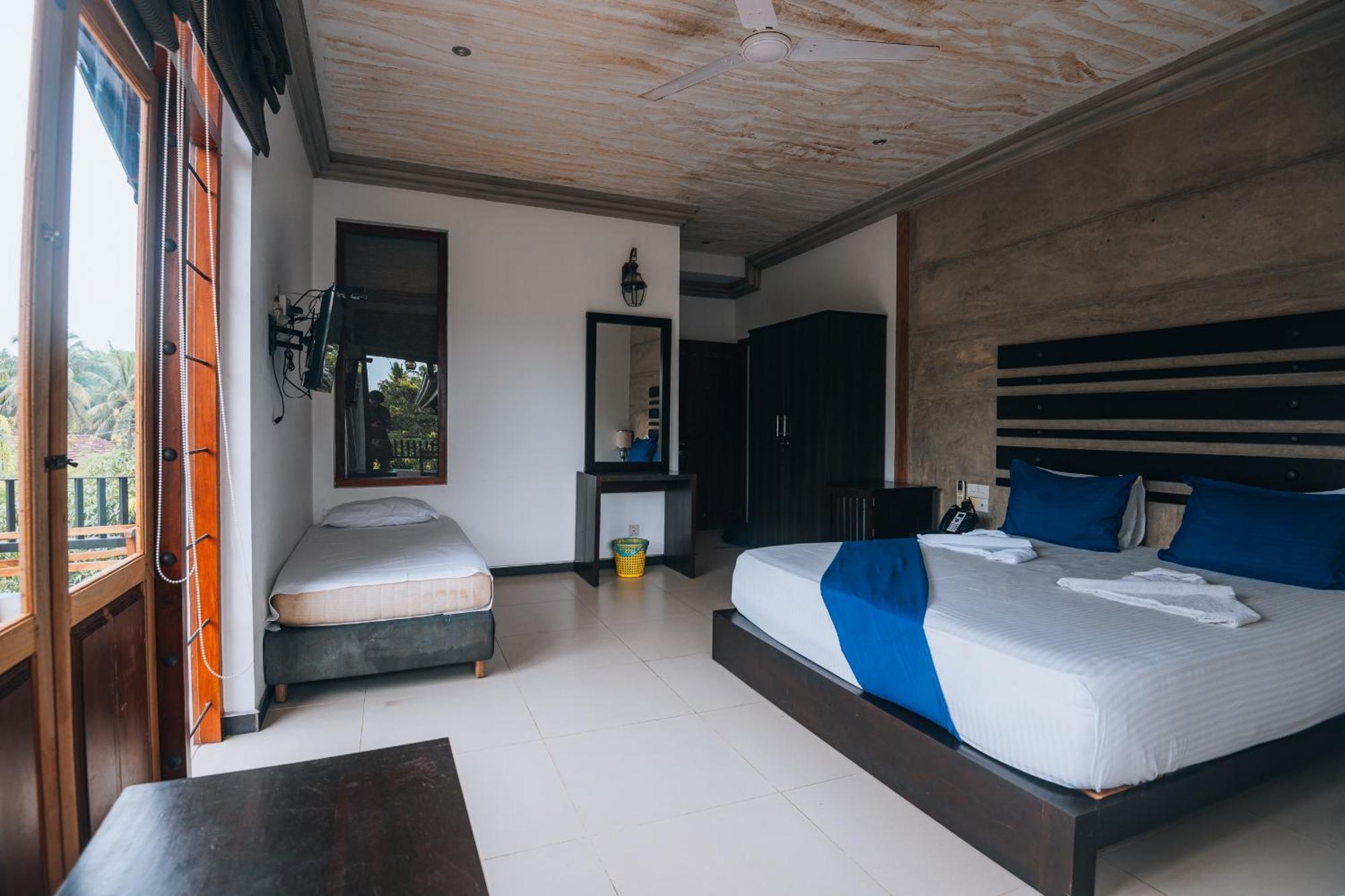 Summerside Residence Негомбо Екстериор снимка